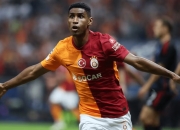 开云体育入口-法兰克福重夺领先地位！坚守主场，持续领跑积分榜的简单介绍