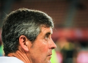 开云体育中国-关于深圳佳兆业前锋状态低迷，主教练加强心理指导的信息