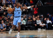 开云体育下载-杜克斯特在后场的出色表现，南安普顿迎接阿什利的挑战的简单介绍