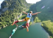 开云APP-孤胆英雄的黎明，霍勒迪抢七接管比赛，广厦生死战力克火箭