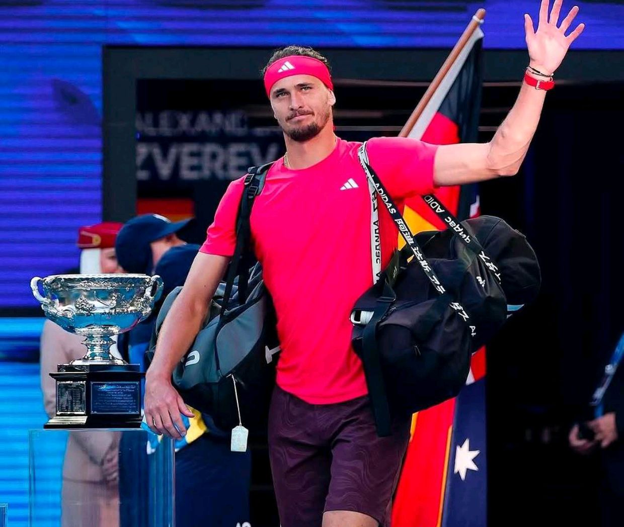 拉沃尔杯鏖战澳网,辛纳状态火热 拉沃尔杯鏖战澳网,辛纳状态火热