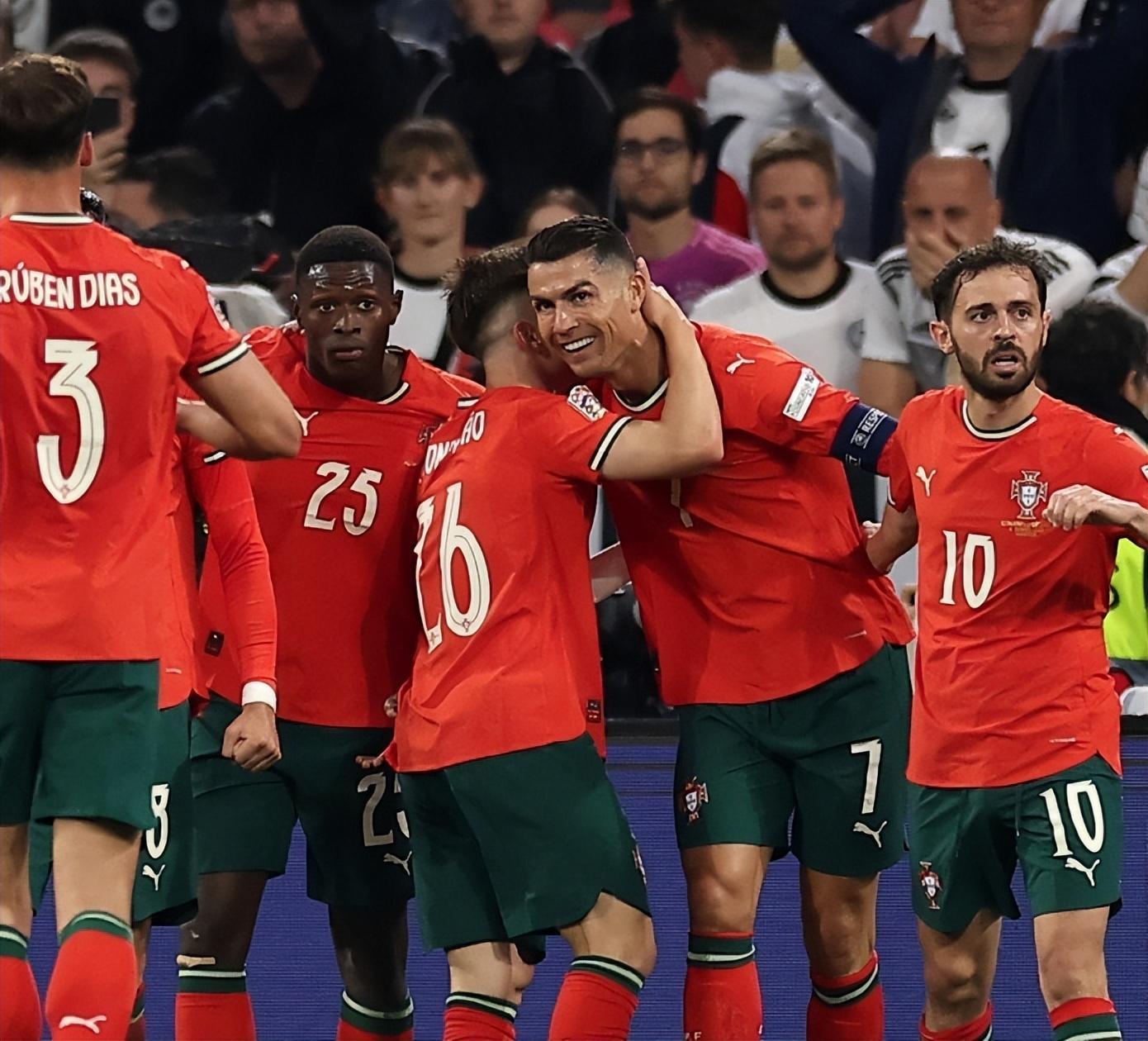 关于切尔西逼平亚特兰大,晋级欧国联半决赛的信息 关于切尔西逼平亚特兰大,晋级欧国联半决赛的信息