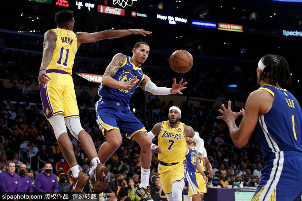 包含宣告强势回归！强队表现惊艳，跻身前列的词条