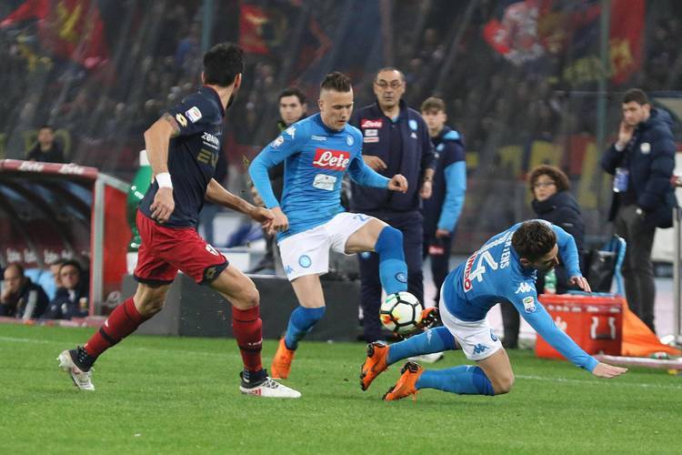 那不勒斯挑战热那亚:胜负难料 那不勒斯挑战热那亚:胜负难料