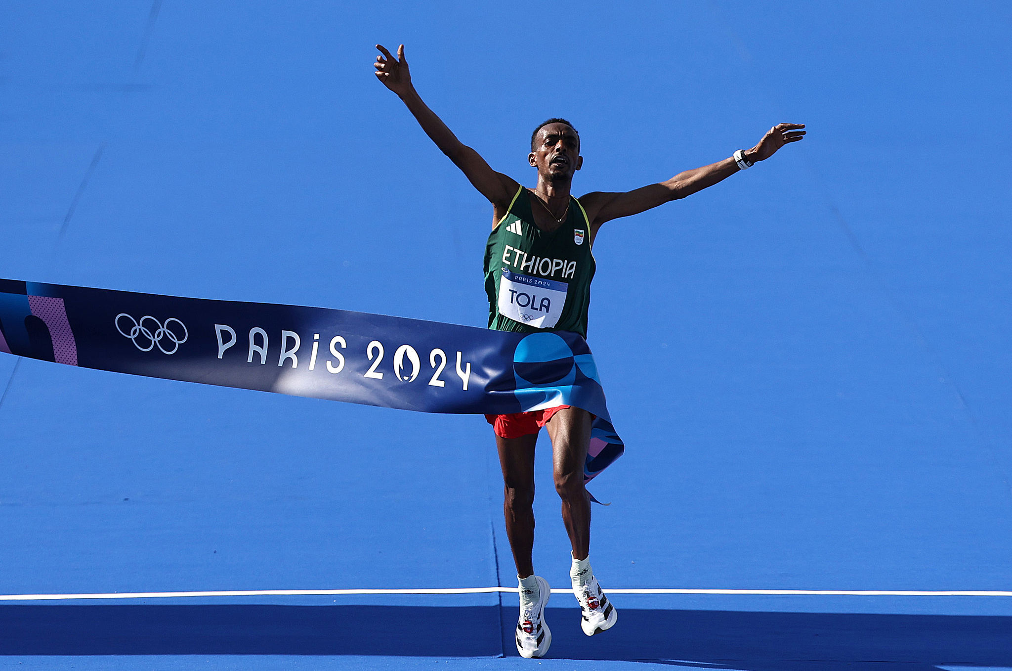 第比利斯射箭选手锋芒毕露，斩获金牌的简单介绍