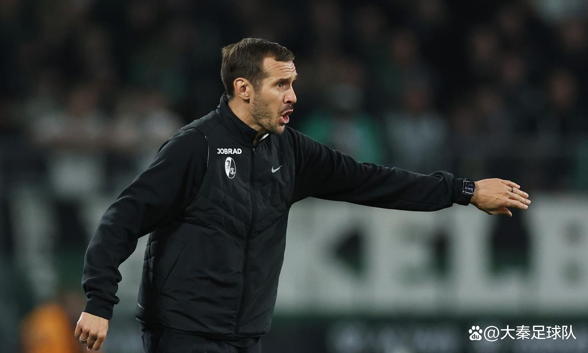 弗赖堡队员斩获关键胜利，保持不败纪录的简单介绍