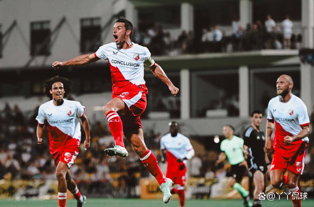 弗莱堡在主场失利，球迷不满