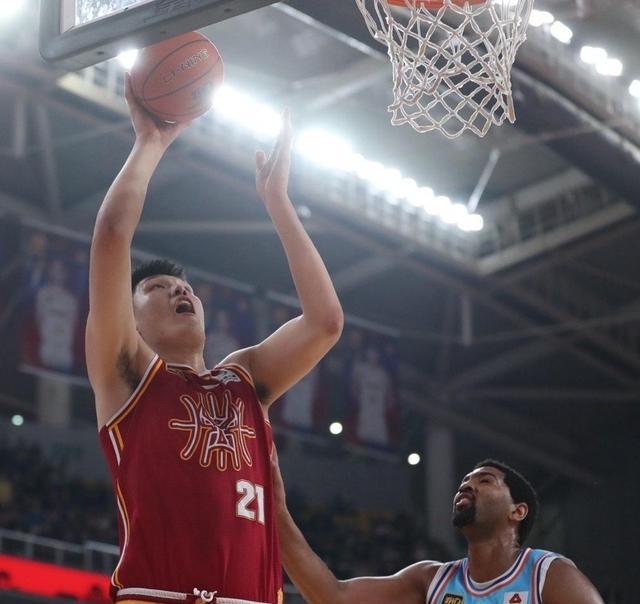 立陶宛男篮翻盘鹈鹕，瓦兰丘纳斯一己之力扛起全队的简单介绍