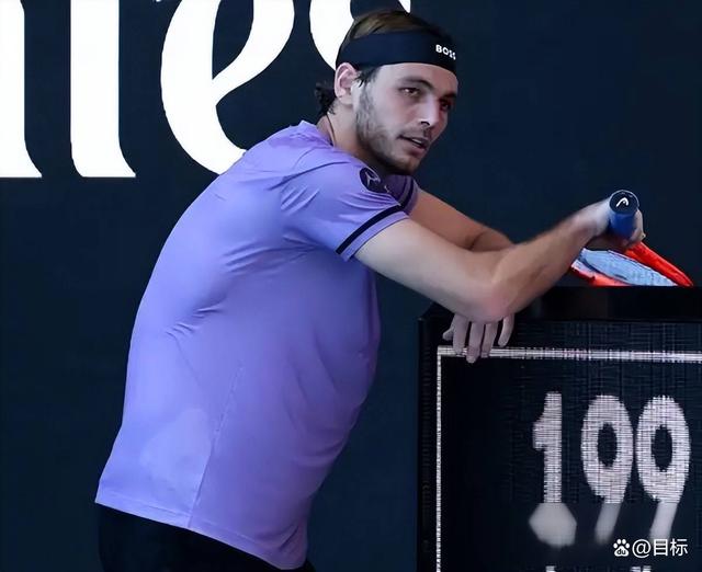 德国网球队爆冷澳大利亚网球队，费德勒关键制胜