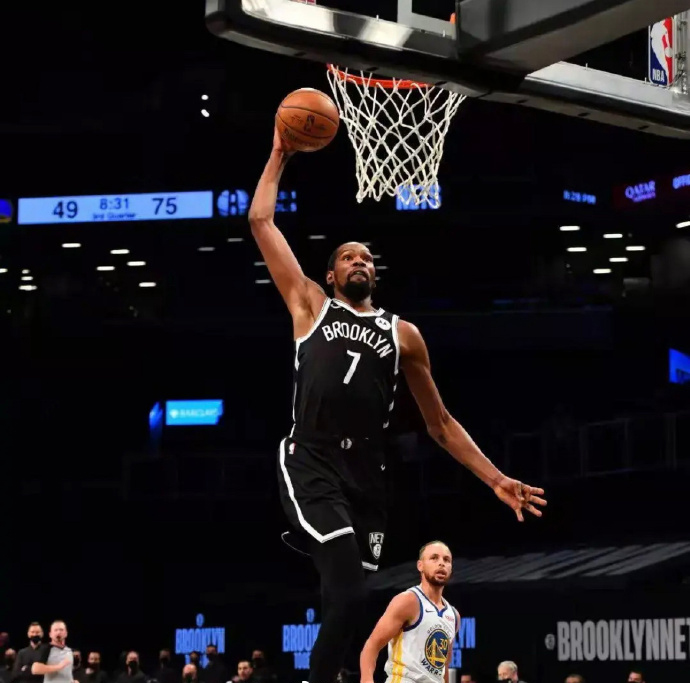 篮网险胜浙江队,克莱状态火热 篮网险胜浙江队,克莱状态火热