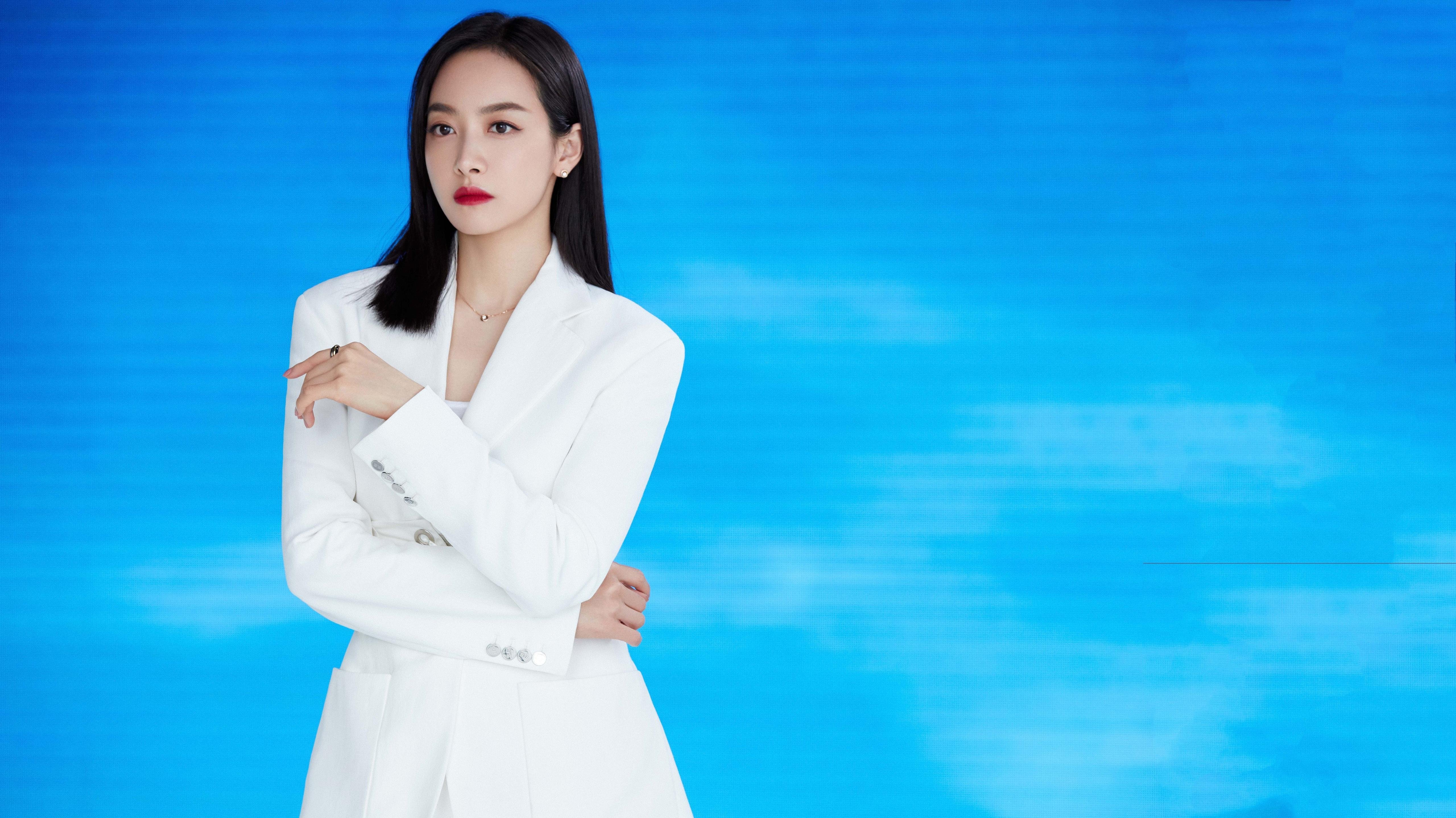 乔治关键回合不手软,雷霆力克森林狼