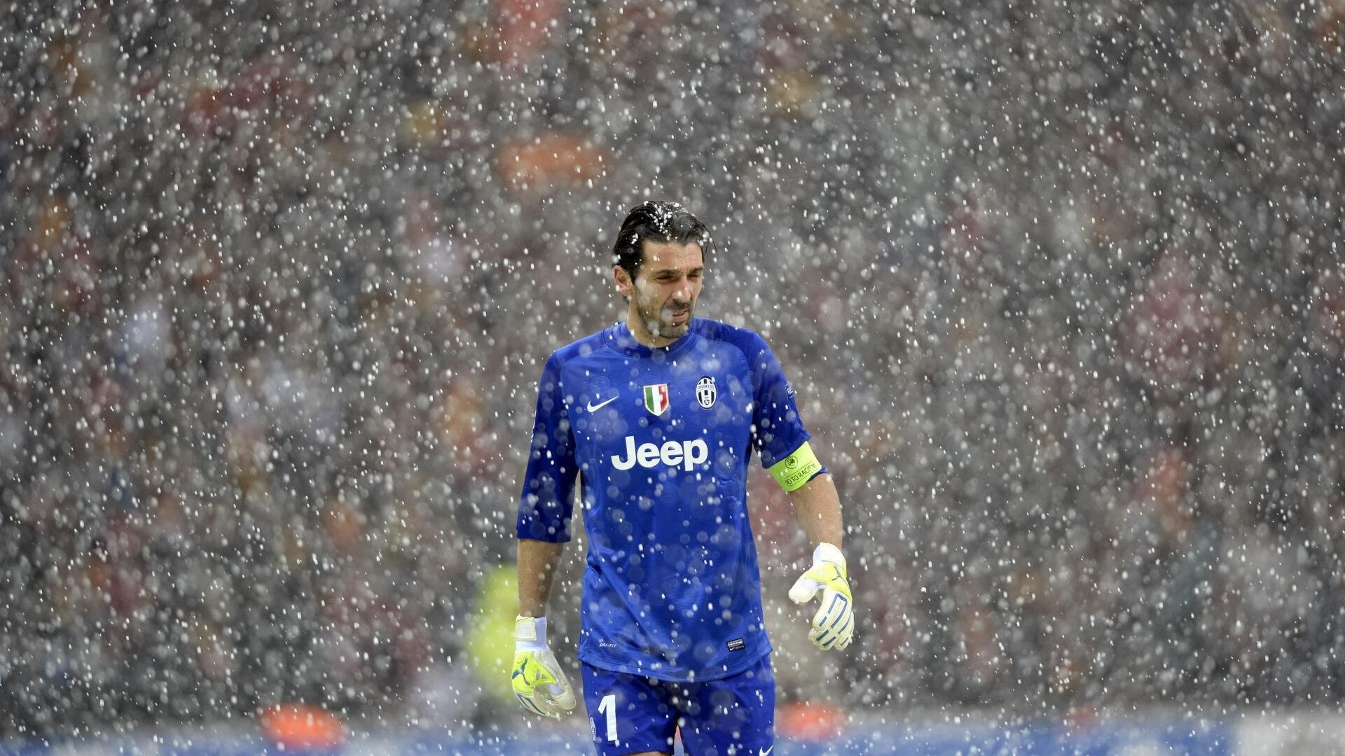 欧冠半决赛之夜，赖斯赛后评分拉满，定义现代中场唯一性